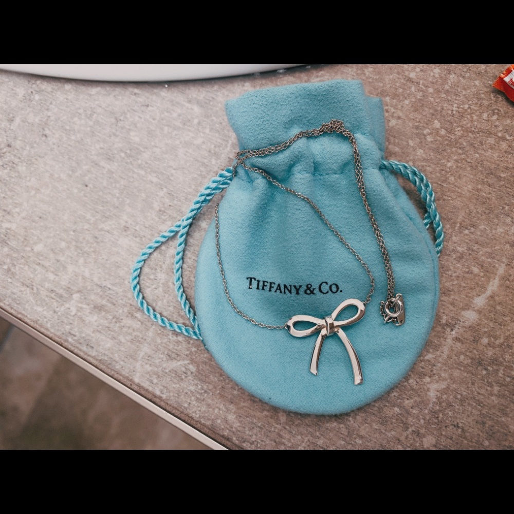 Tiffany bowknot necklace, silver
